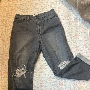 Universal Thread Gray Boyfriend Jeans with Distressed Details